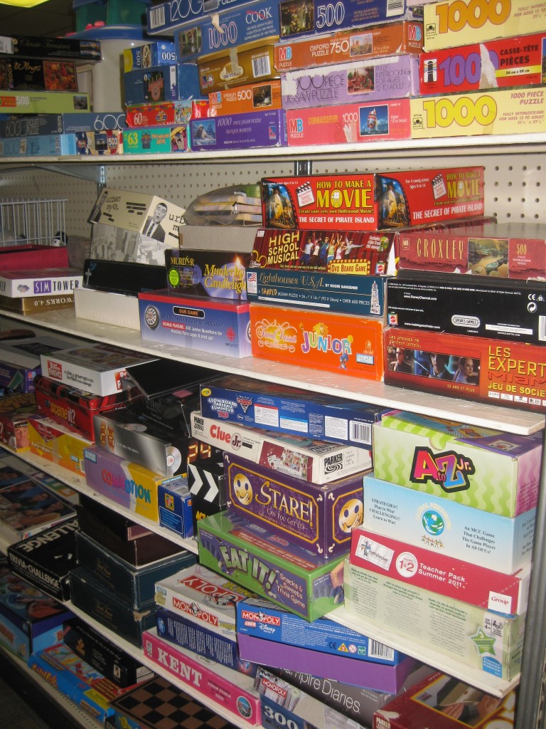 There was a decent selection of toys and games.