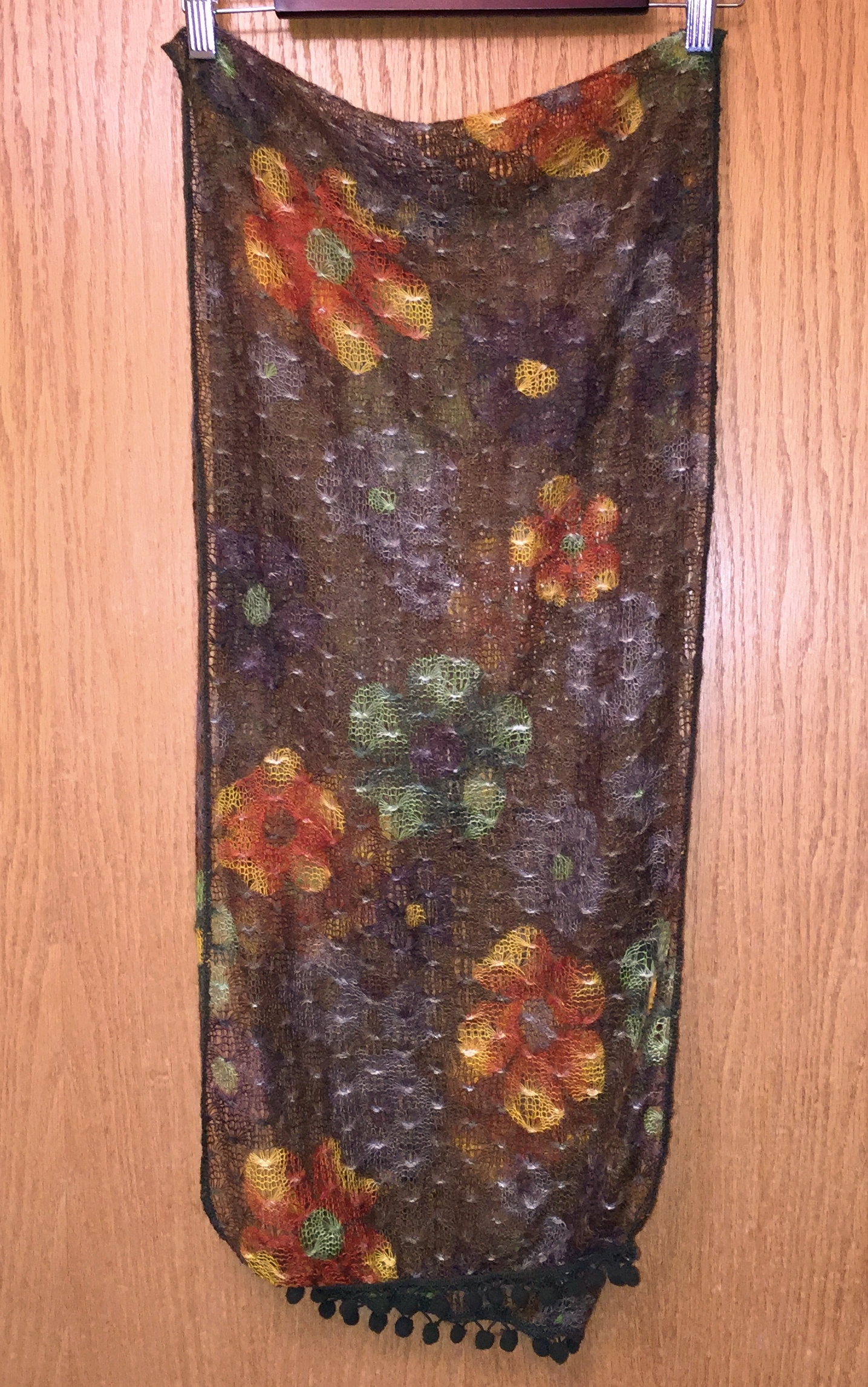 Retro-vibe flower print scarf $2.80