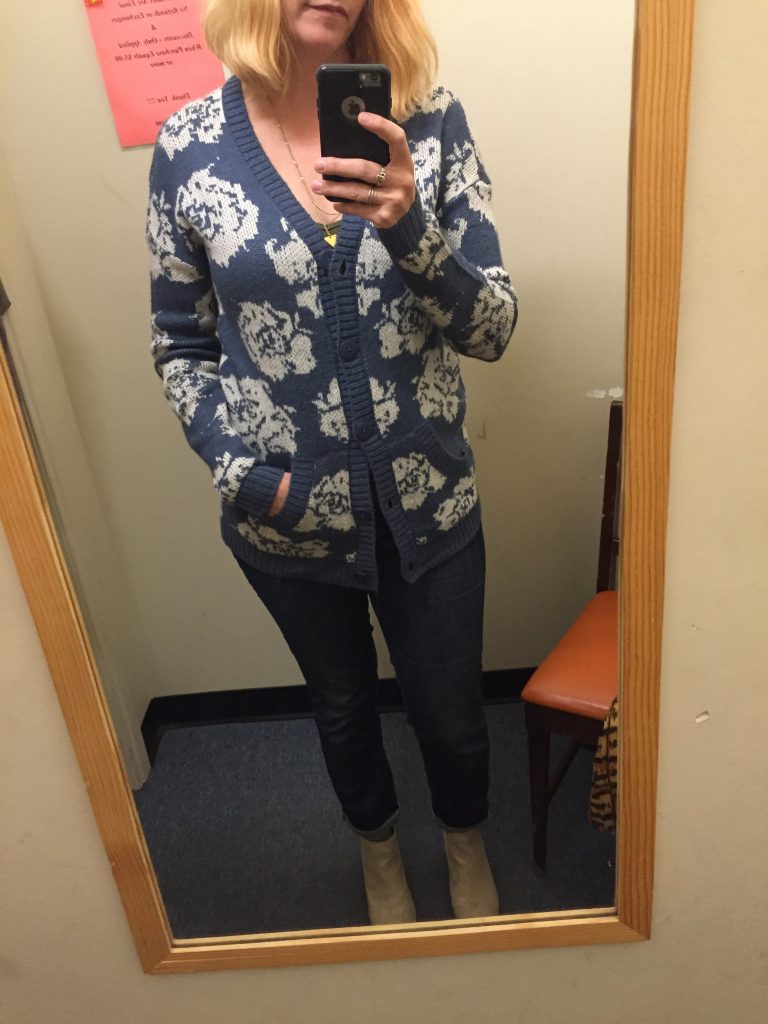 I spent last weekend in this Volcom cardi and learned it's a sporty brand for snowboarders and such, so basically, I'm very rad. (is that even a word anymore?)