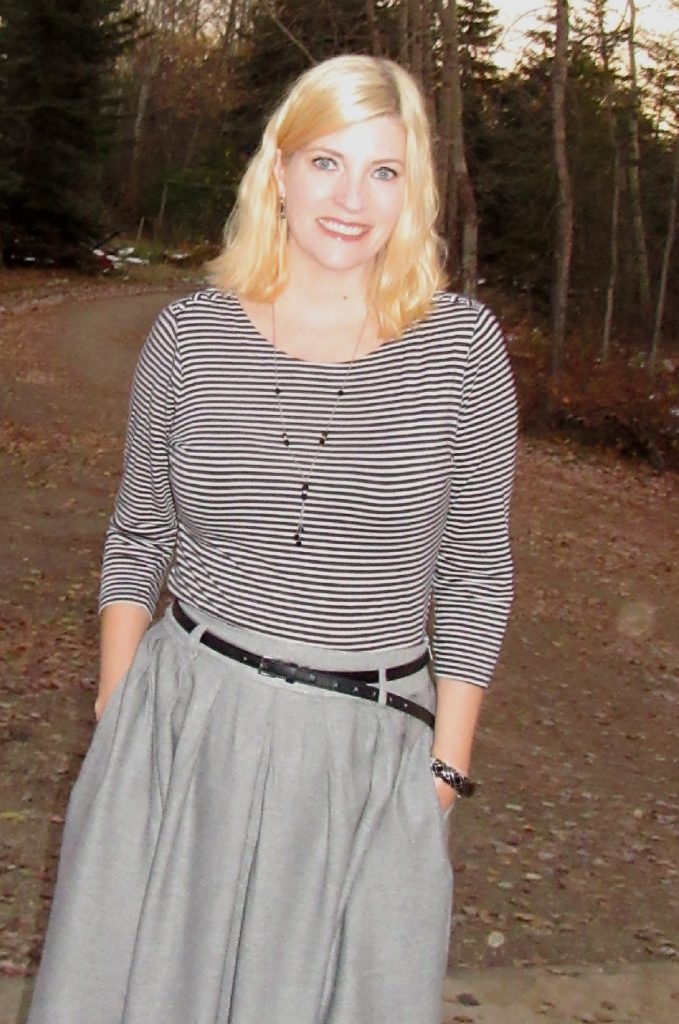 The pockets and pleats make this skirt AWESOME!